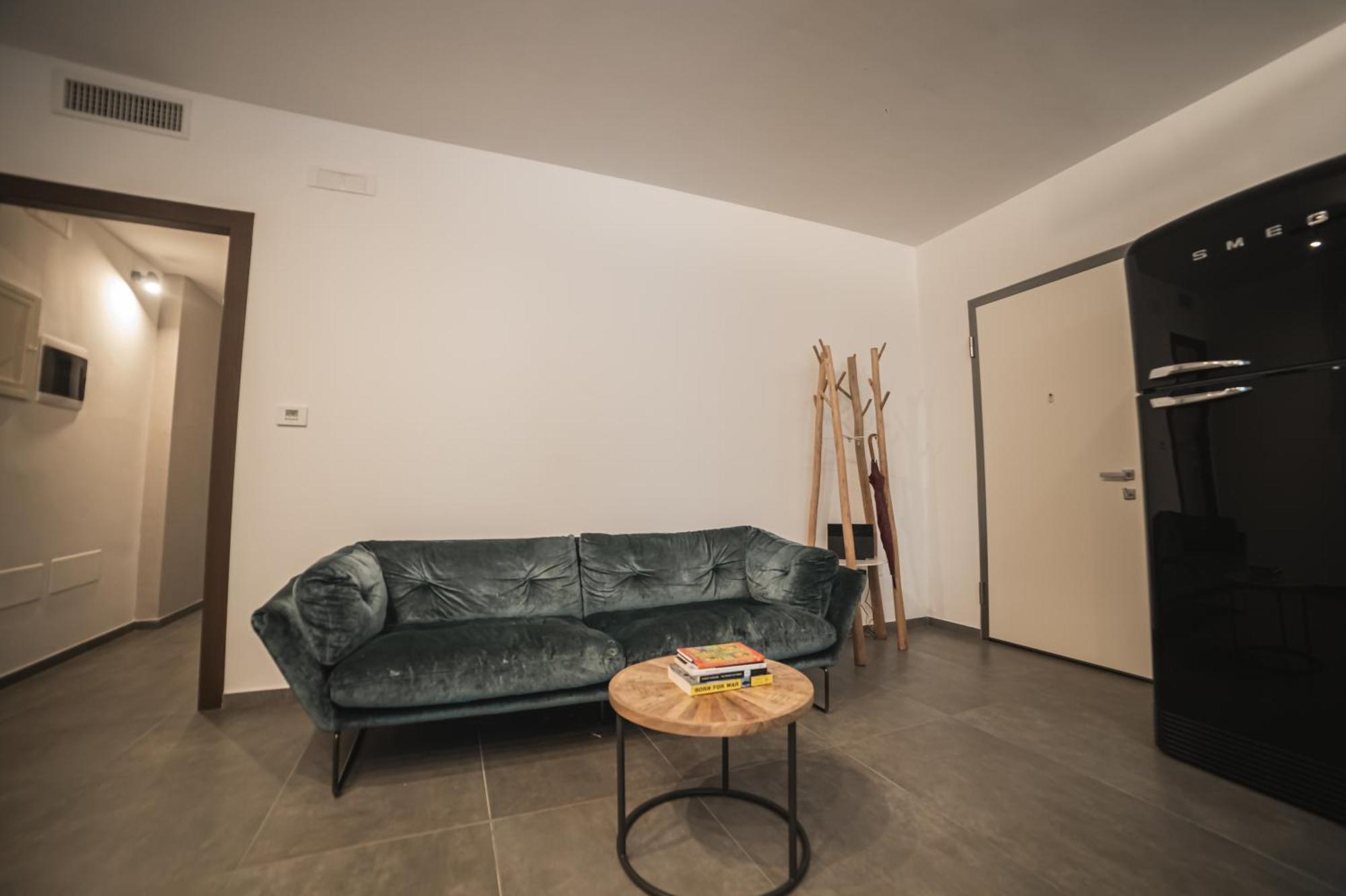 Suite Piazza Mazzini 90 Mq 5 Lecce Exterior foto